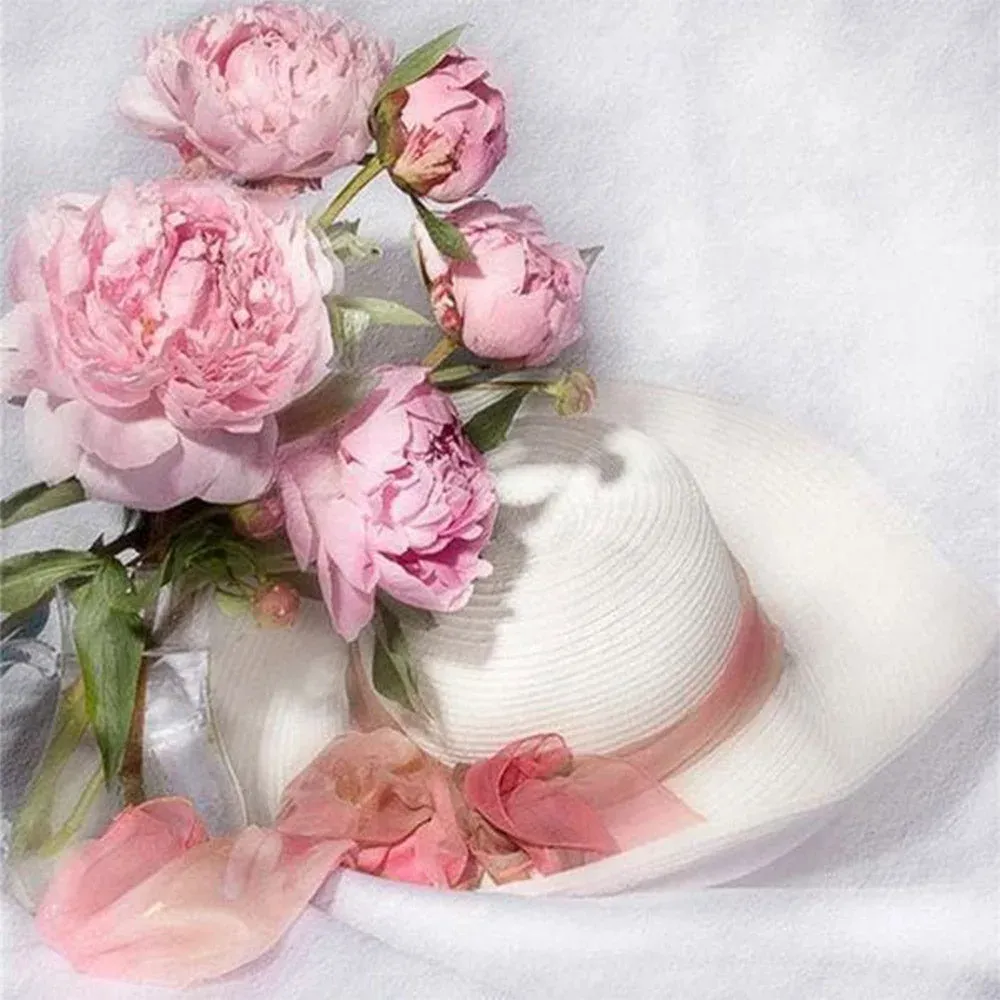 Broderie diamant Chapeau Blanc et Fleurs