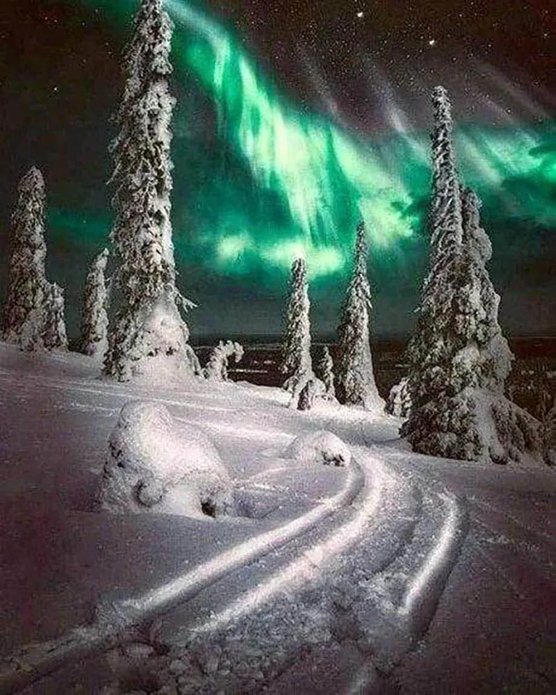 Broderie diamant Incroyable Ciel de Montagne