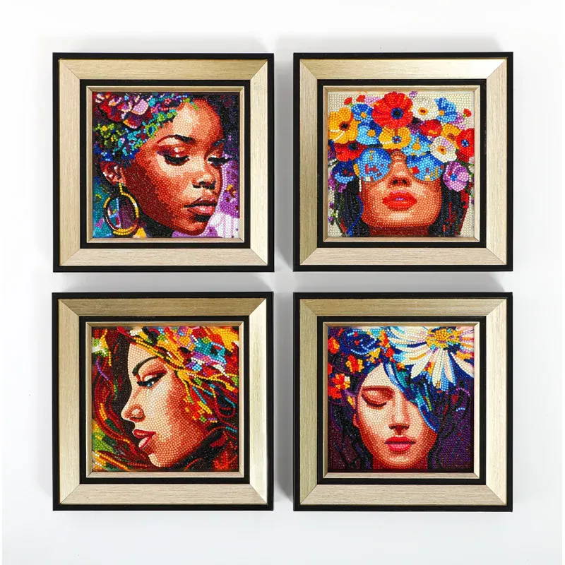 Kit broderie diamant Four Beauties, 4 dessins Mini Dotz